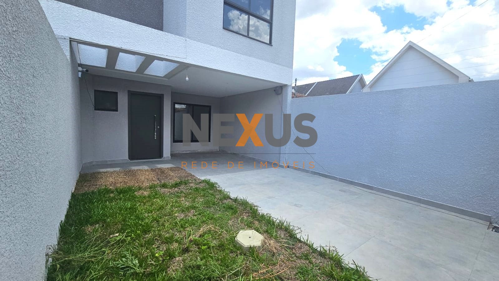 Sobrado com 3 suítes , 150 m  por R  930.000,00 - Boqueirão - ...