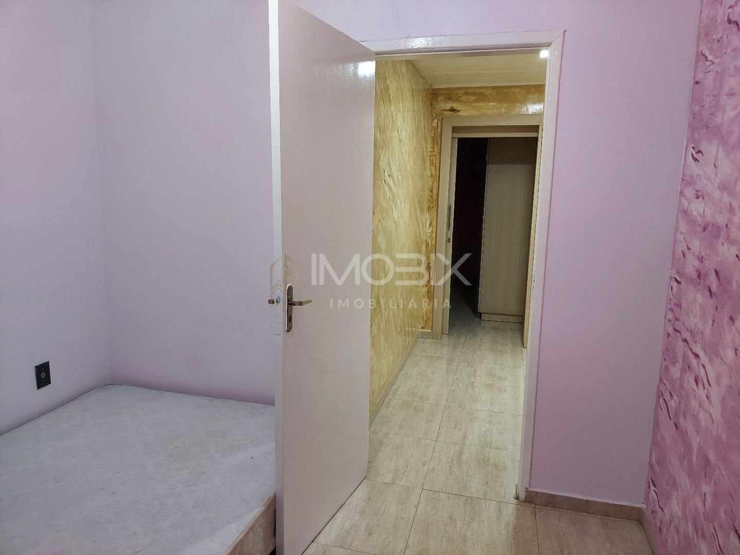 Casa com 2 dormitórios à venda, 236 m  por R  600.000 - Vila B...