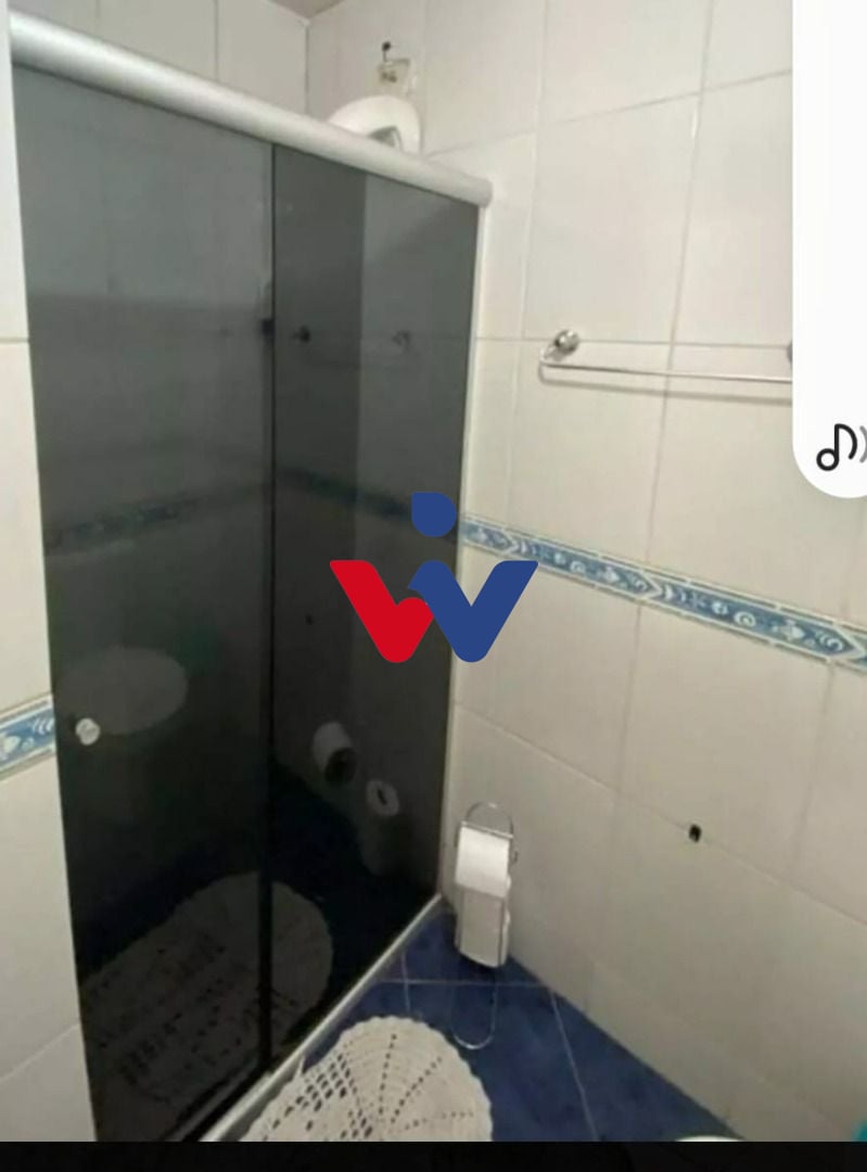 Sobrado com 3 dormitórios à venda, 111 m  por R  490.000,00 - ...