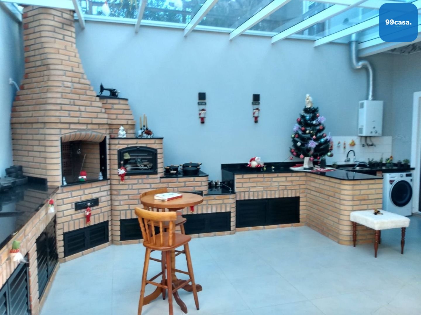 Triplex Moderno de 240m  com 4 Quartos, Ático e Churrasqueira ...