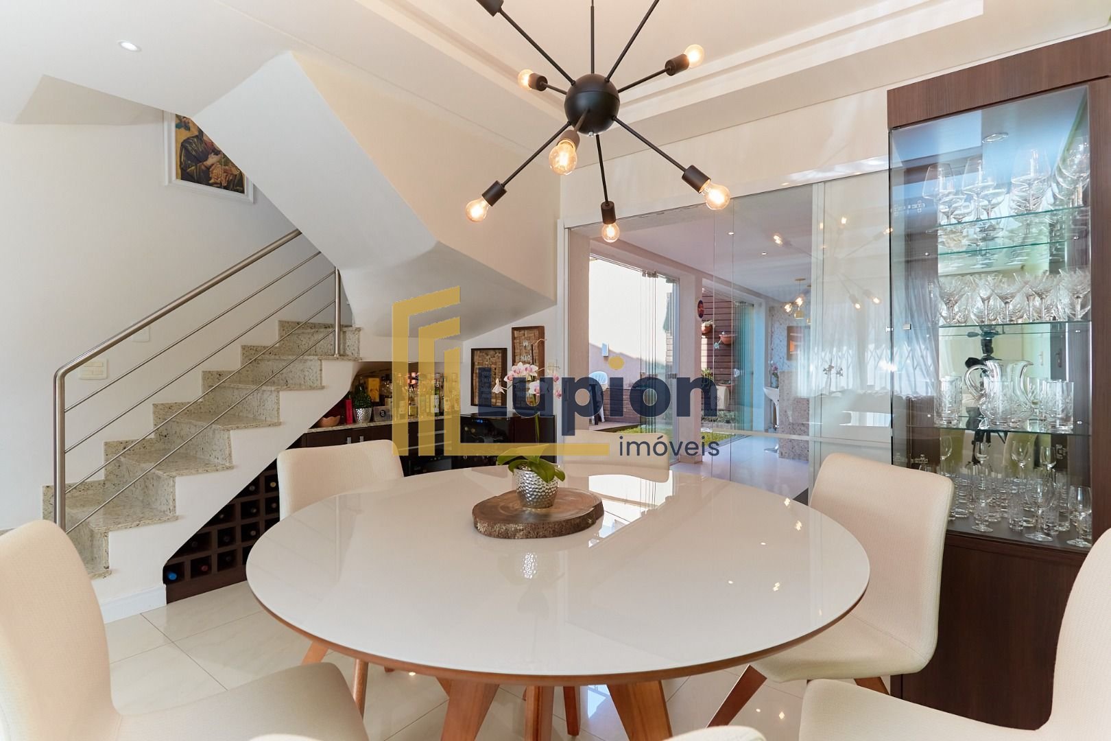 Sobrado com 4 dormitórios à venda, 180 m  por R  978.000,00 - ...