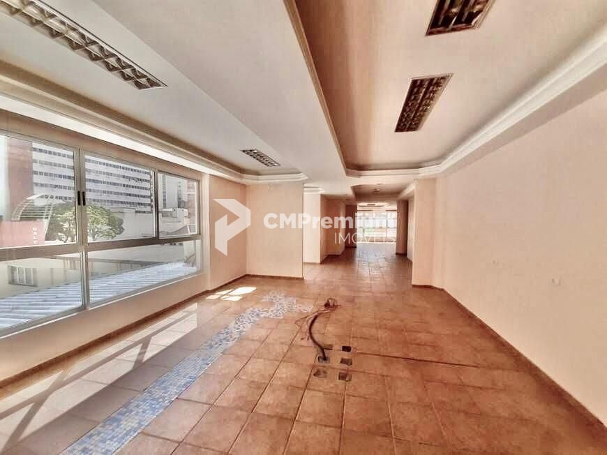 Conjunto à venda, 488 m  por R  1.800.000,00 - Centro - Curiti...