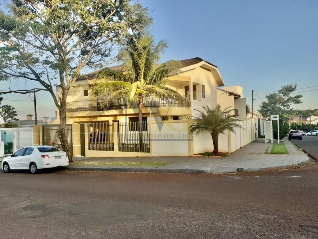 Sobrado com 7 dormitórios à venda, 387 m  por R  1.100.000,00 ...