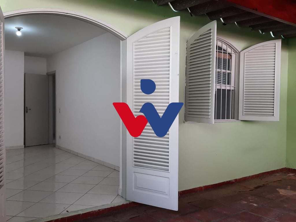 Casa com 4 dormitórios à venda, 190 m  por R  780.000,00 - Con...