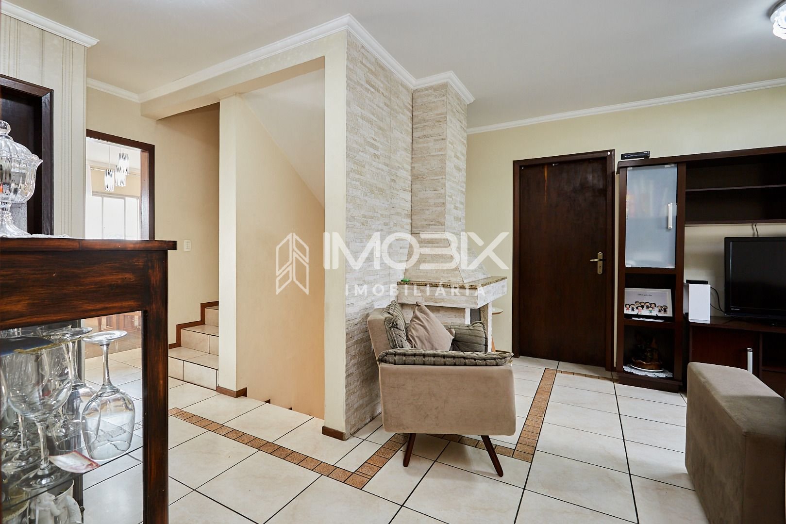 Casa com 4 dormitórios à venda, 353 m  por R  1.900.000,00 - B...