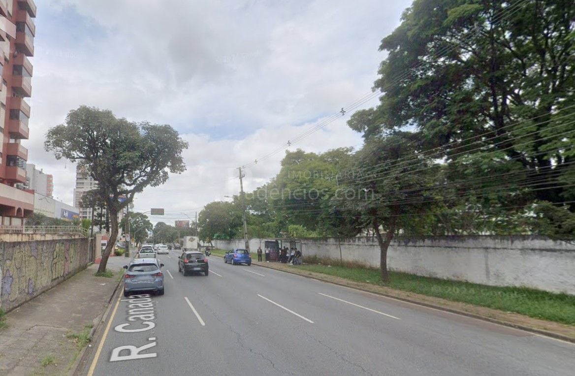 Terreno Privilegiado no Bacacheri  Zoneamento ZR4 e Vista Pano...