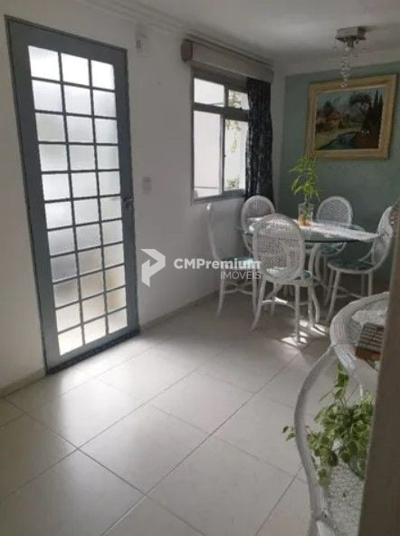 Sobrado com 3 dormitórios à venda, 168 m  por R  720.000,00 - ...