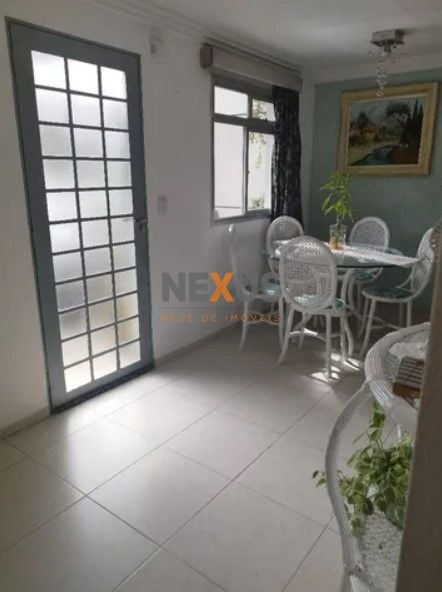 Sobrado com 3 dormitórios à venda, 168 m  por R  720.000,00 - ...