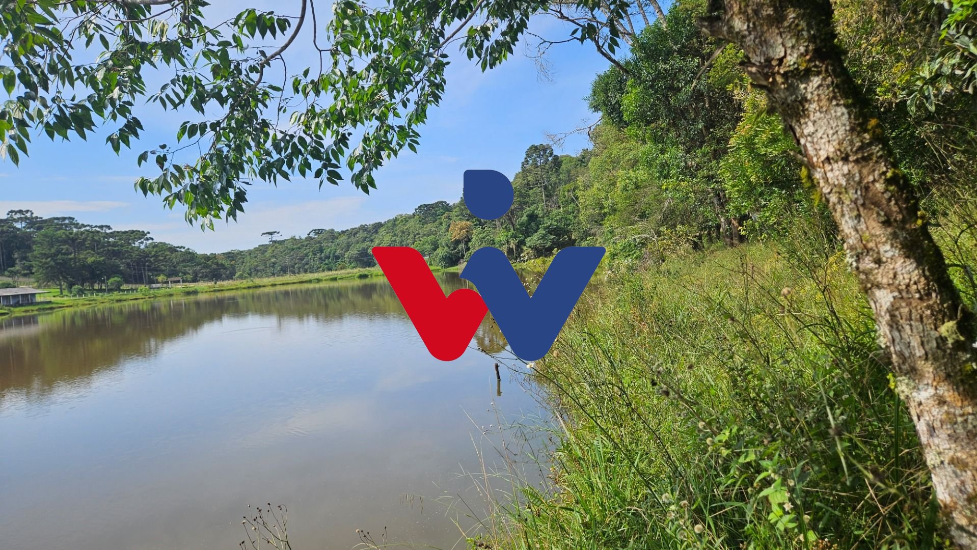 Chácara com 3 dormitórios à venda, 22454 m  por R  1.100.000,0...
