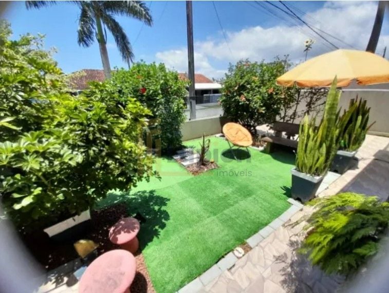 Casa com 2 dormitórios à venda, 70 m  por R  349.000,00 - Prim...