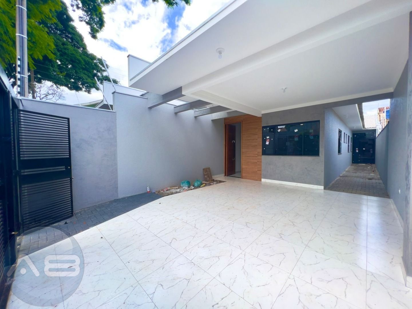 Casa com 3 dormitórios à venda, 104 m² por R$ 410.000,00 - Jar...