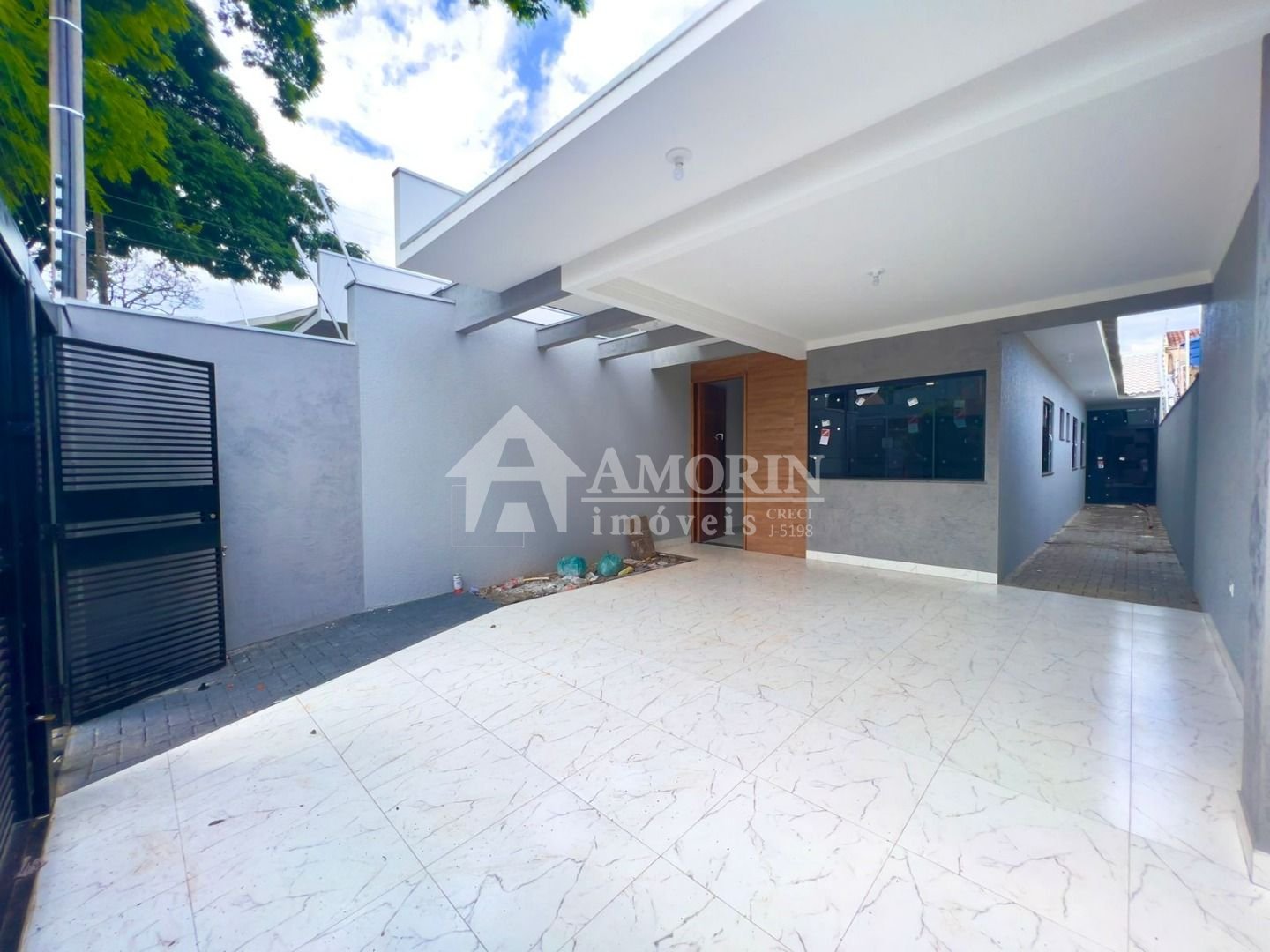 Casa com 3 dormitórios à venda, 104 m² por R$ 410.000,00 - Jar...