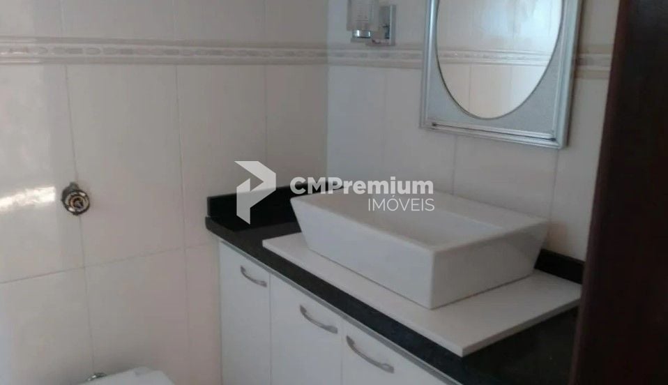 Barracão à venda, 600 m  por R  2.500.000,00 - Boqueirão - Cur...