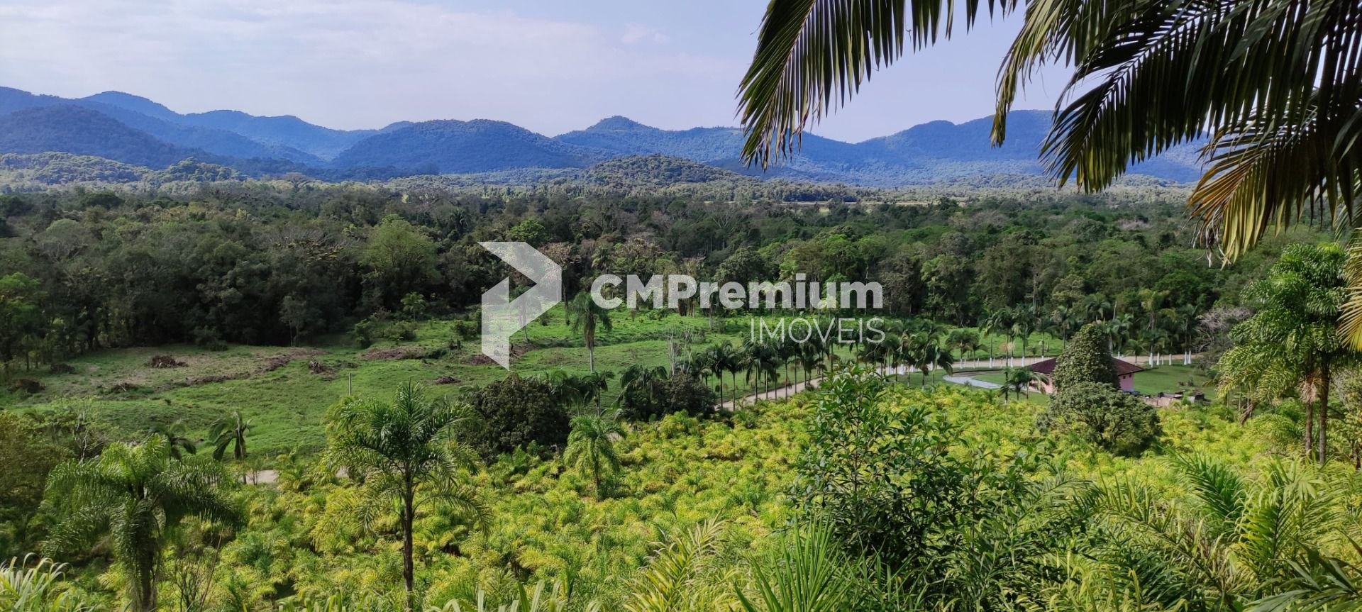 Área à venda, 331340 m  por R  2.650.000,00 - Serra Negra  - G...