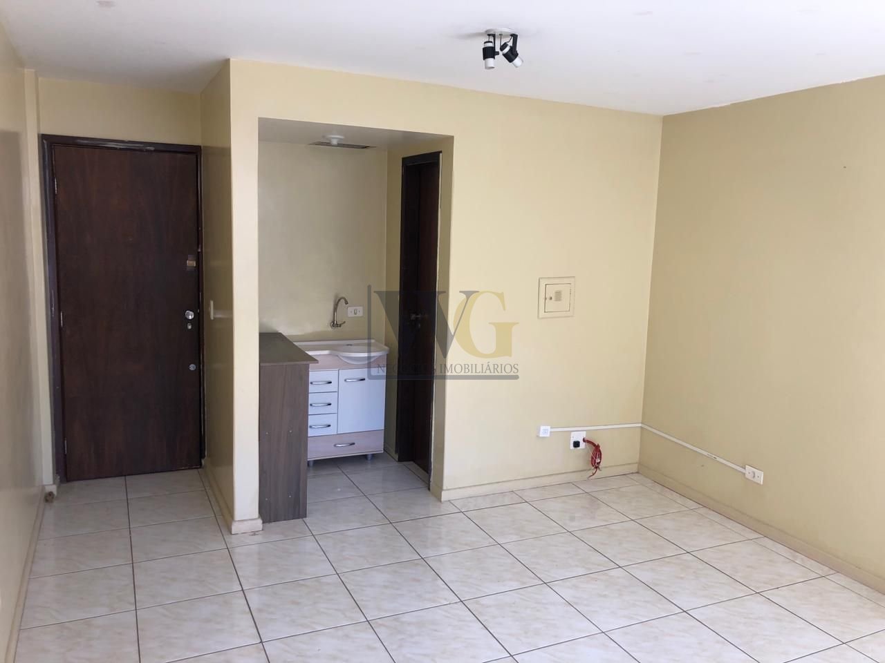 Sala Comercial à Venda no Centro de Curitiba  30 m , Próxima a...