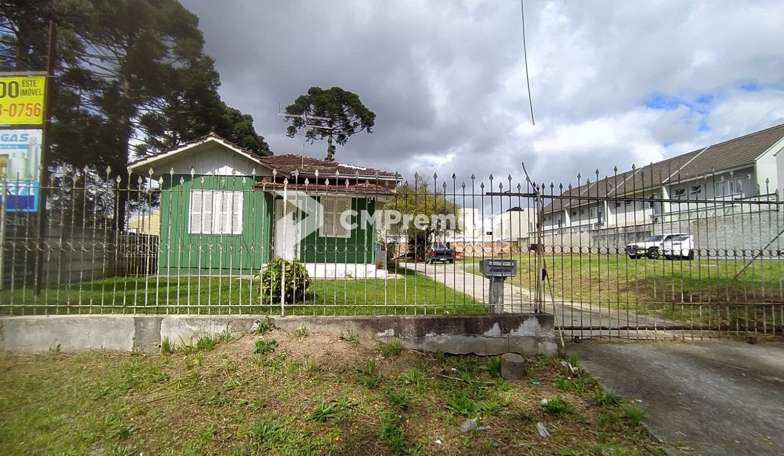 Terreno à venda, 1507 m  por R  2.350.000,00 - Boqueirão - Cur...