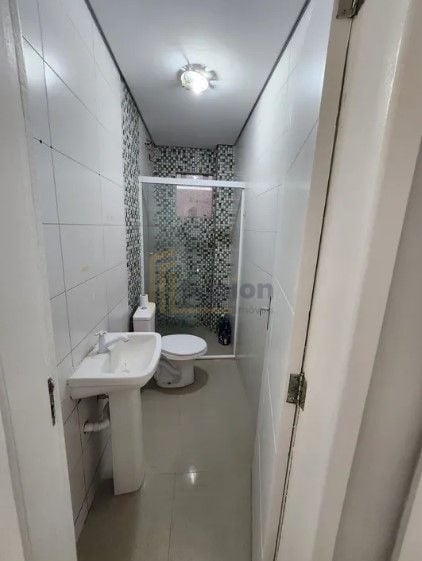 Casa com 3 dormitórios à venda, 70 m  por R  390.000,00 - Síti...