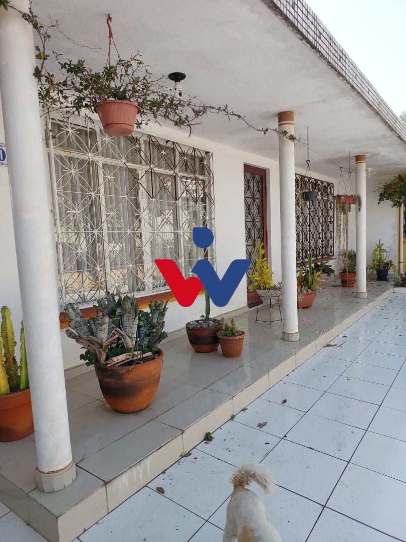 Casa ampla e Vintage no Botânico.