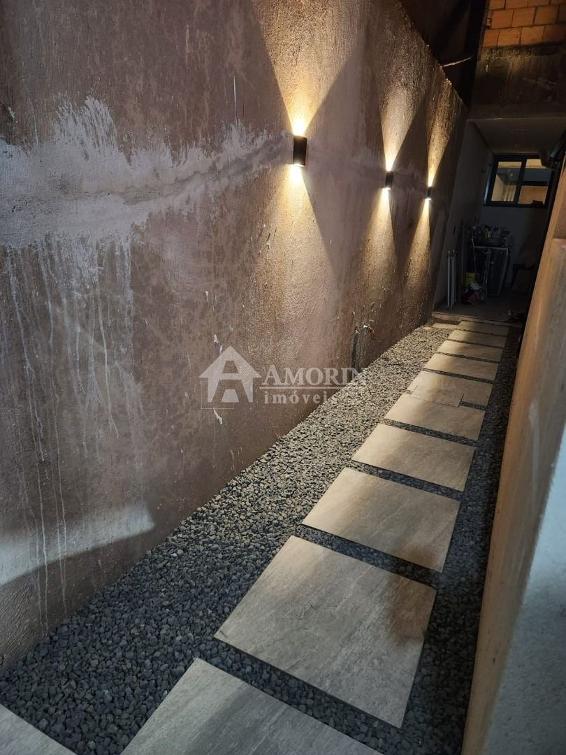 Casa com 4 dormitórios à venda, 284 m  por R  1.499.000,00 - U...