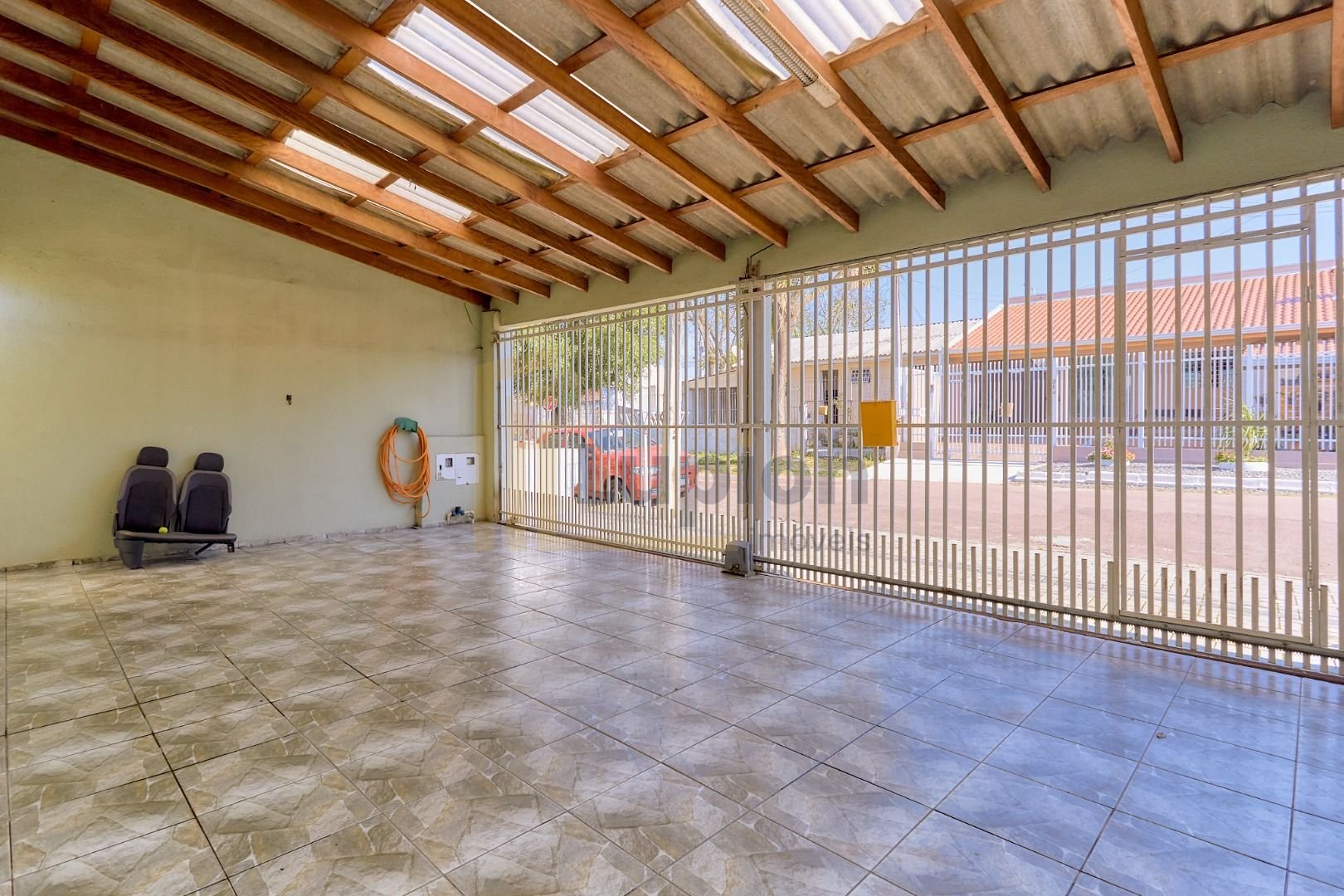 Casa com 3 dormitórios à venda, 85 m  por R  349.900,00 - Cida...