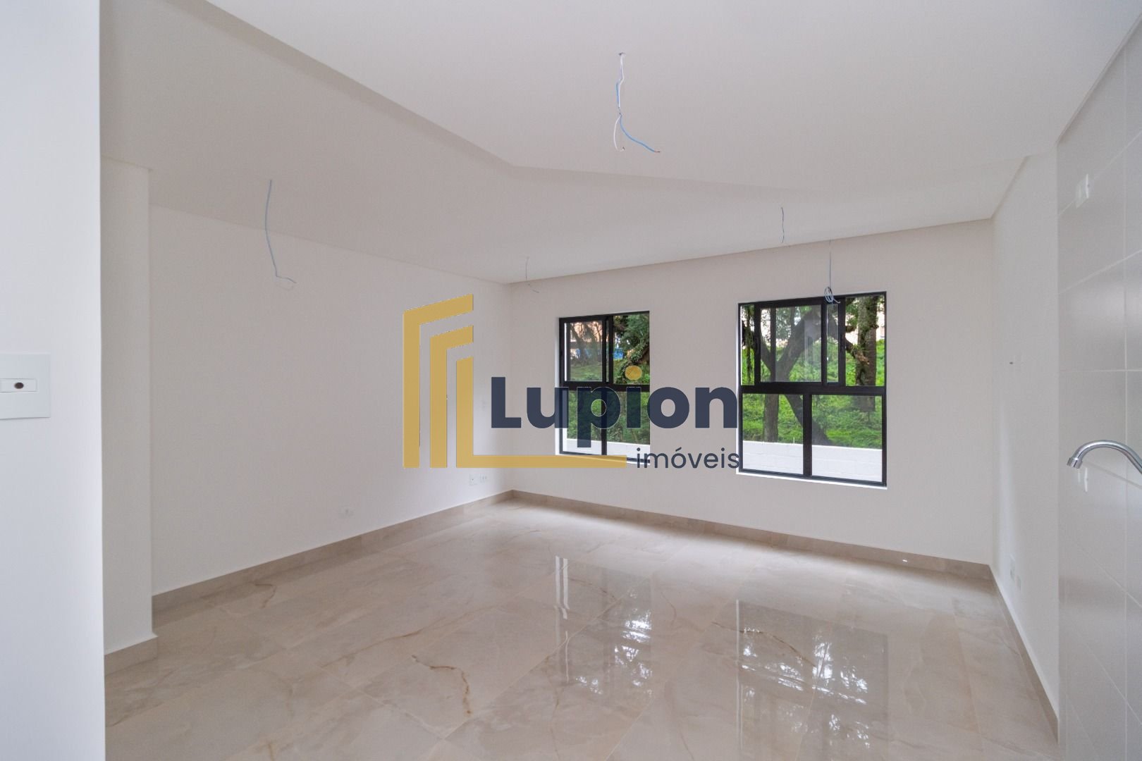 Apartamento com 1 dormitório à venda, 28 m  por R  267.000,00 ...