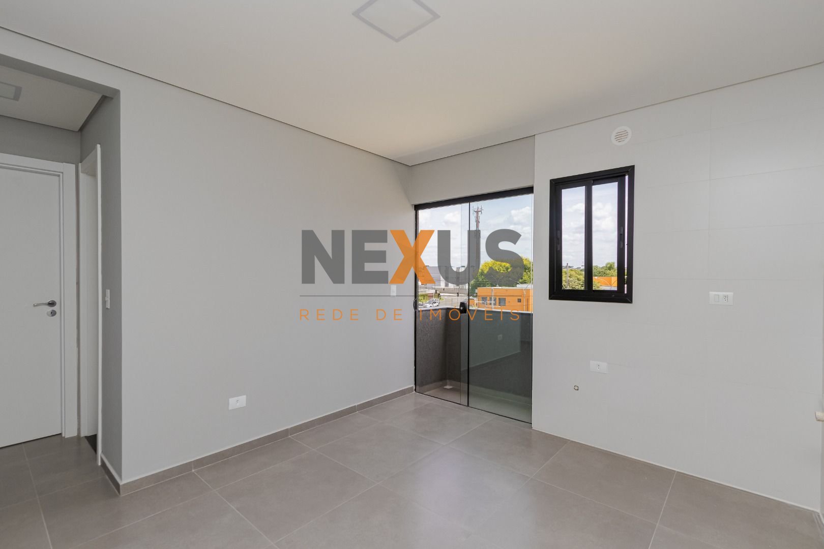 Kitnet com 1 dormitório à venda, 28 m  por R  189.000,00 - Caj...