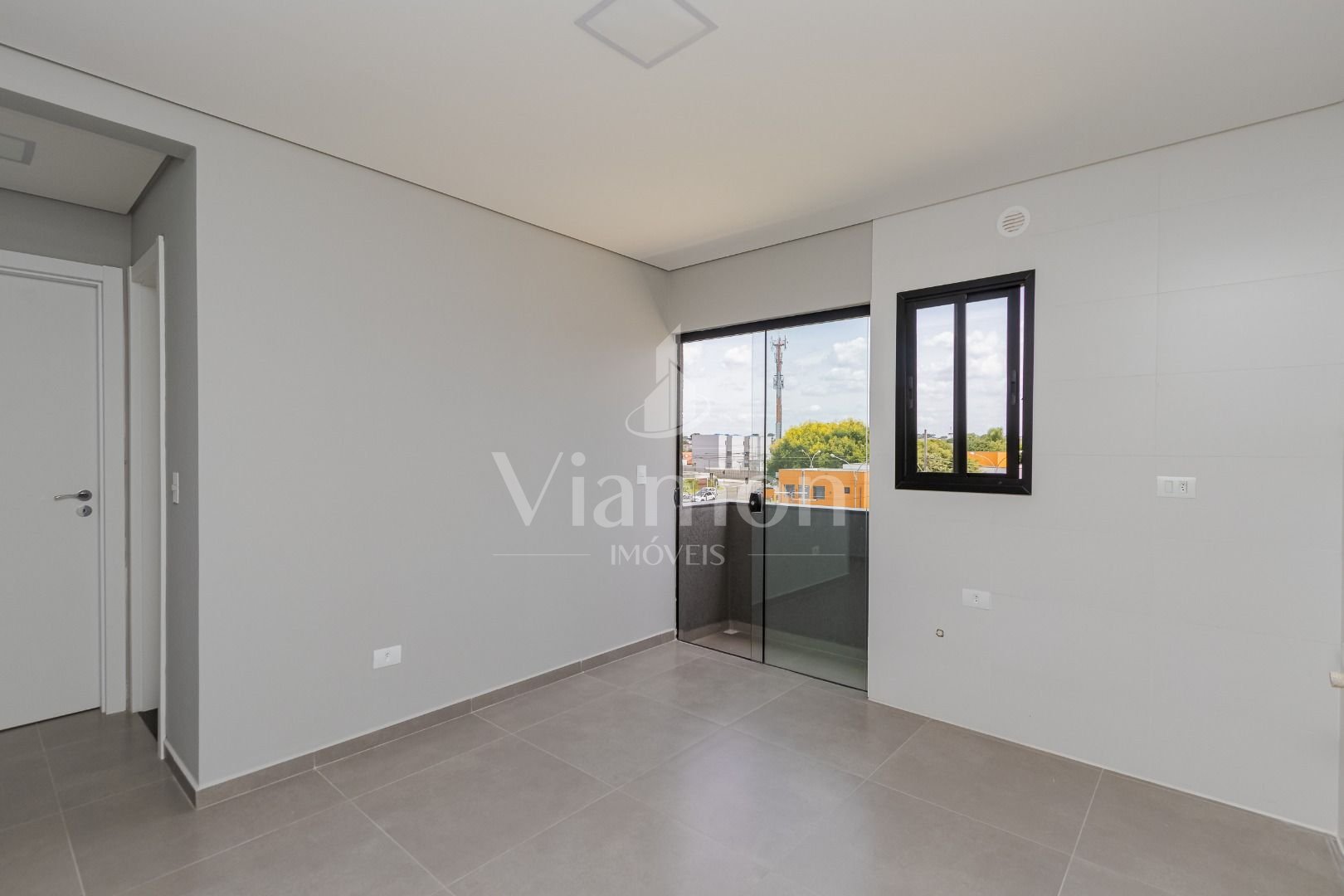 Kitnet com 1 dormitório à venda, 28 m  por R  189.000,00 - Caj...
