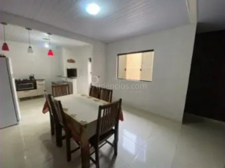 Casa com 3 dormitórios à venda, 200 m  por R  480.000,00 - Cam...