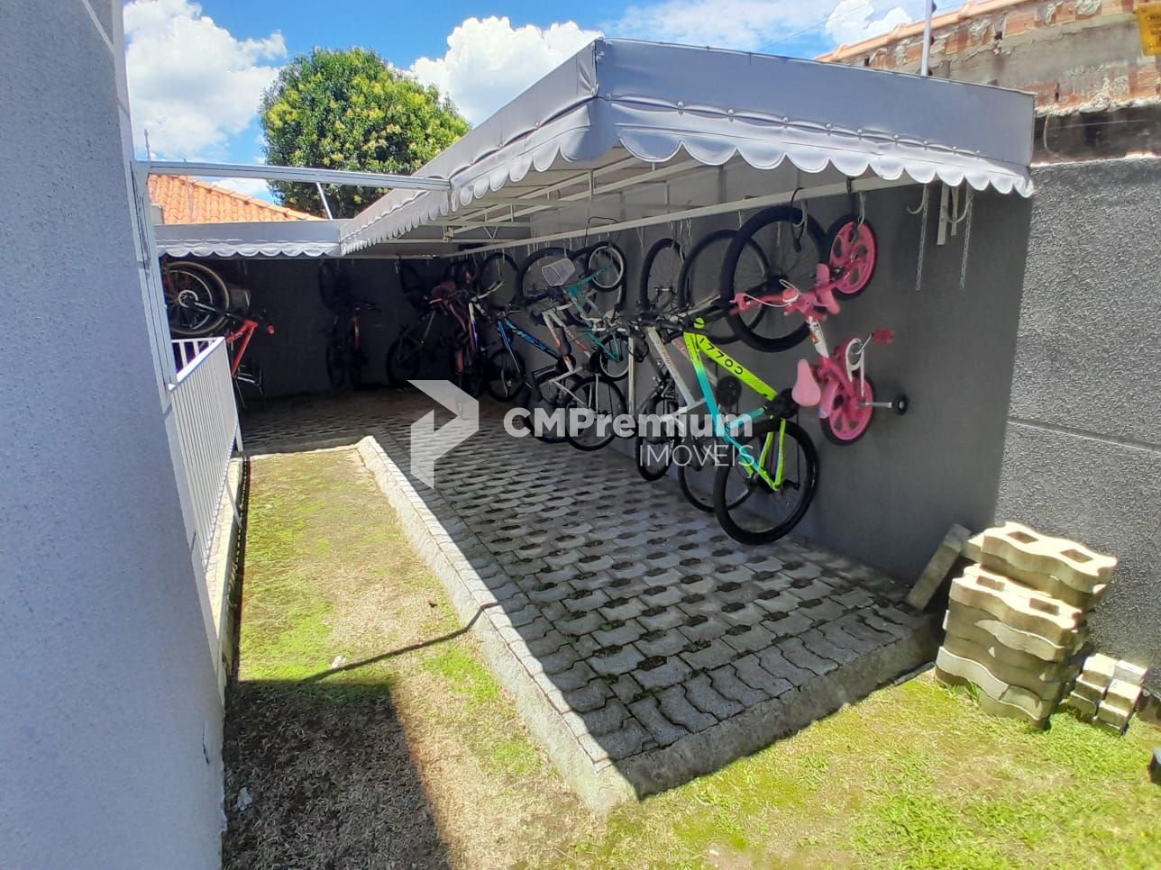 Apartamento com 2 dormitórios à venda, 54 m  por R  260.000,00...