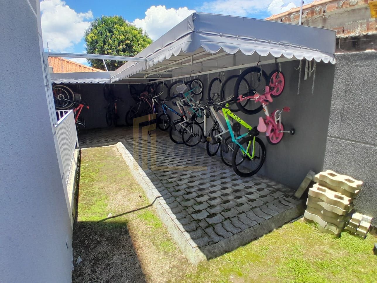Apartamento com 2 dormitórios à venda, 54 m  por R  260.000,00...