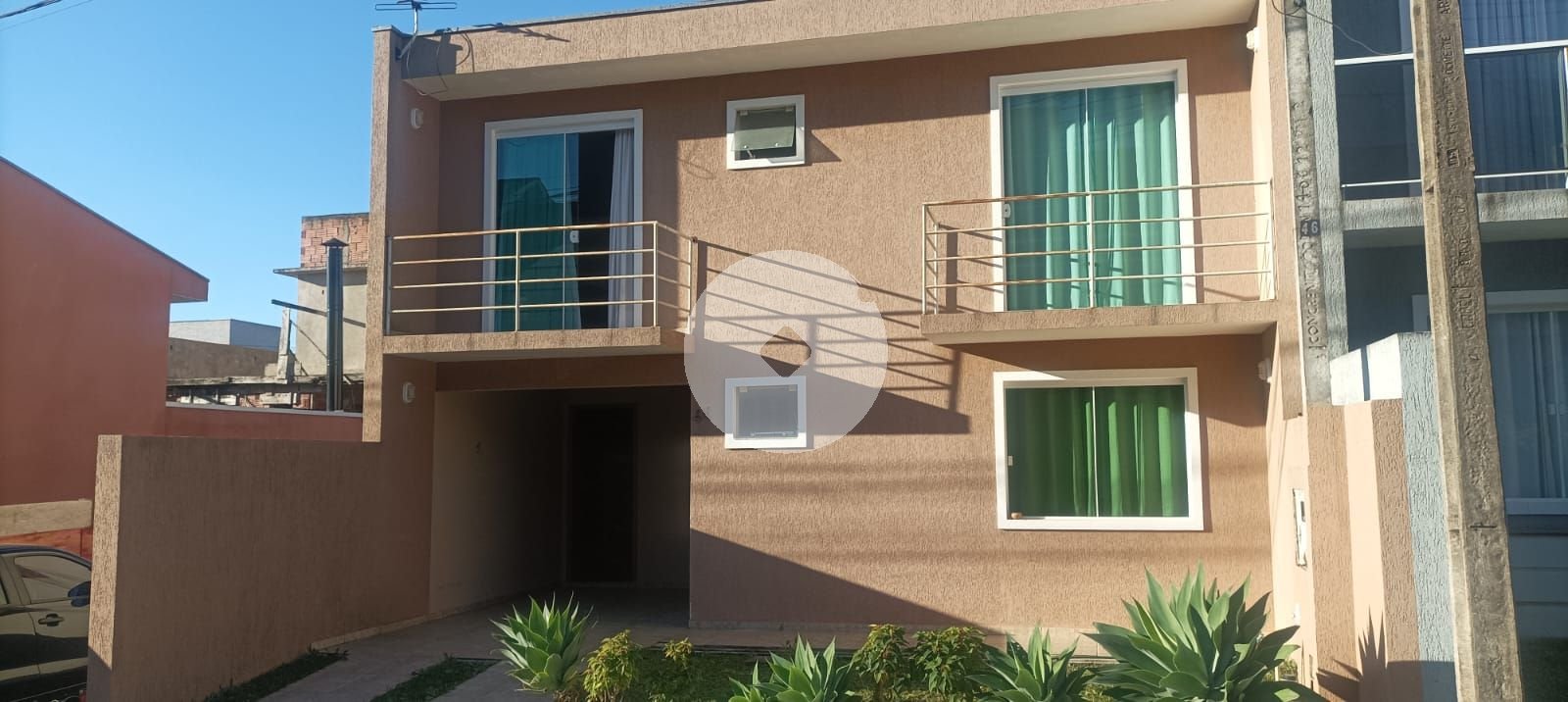 Sobrado com 3 dormitórios à venda, 102 m  por R  485.000,00 - Cachoeira - Curitiba PR