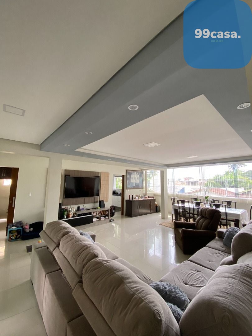 Casa com 3 dormitórios à venda, 240 m  por R  999.900,00 - Gua...