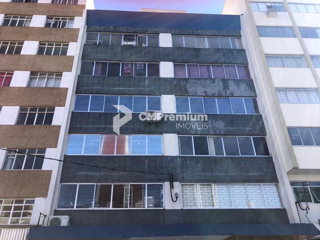 Sala à venda, 22 m  por R  99.900,00 - Centro - Curitiba PR