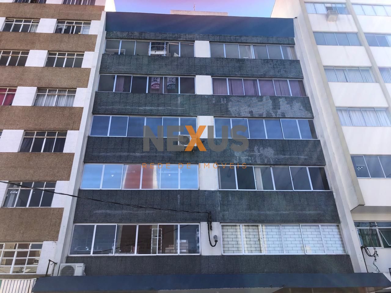 Sala à venda, 22 m  por R  99.900,00 - Centro - Curitiba PR