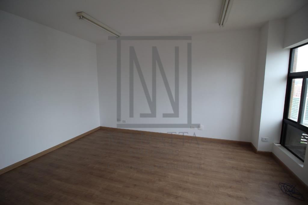 Sala à venda, 31 m  por R  200.000,00 - Centro Cívico - Curiti...