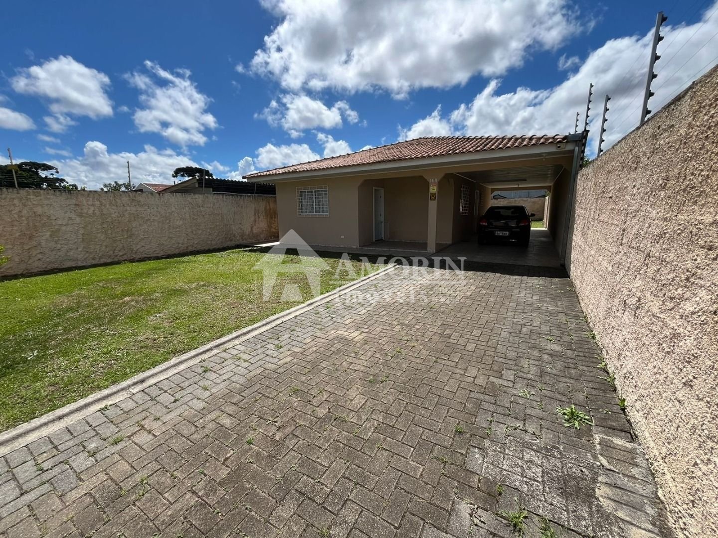 Casa com 3 dormitórios à venda, 80 m  por R  650.000,00 - Uber...