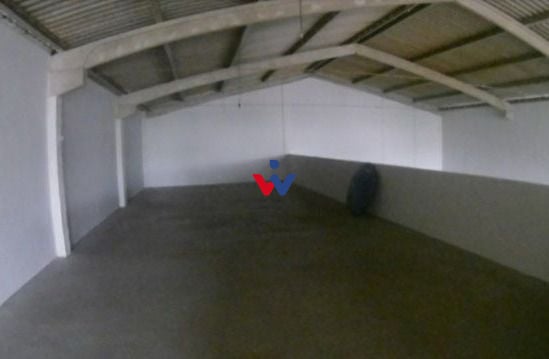 Barracão à venda, 550 m  por R  2.100.000,00 - Boqueirão - Cur...