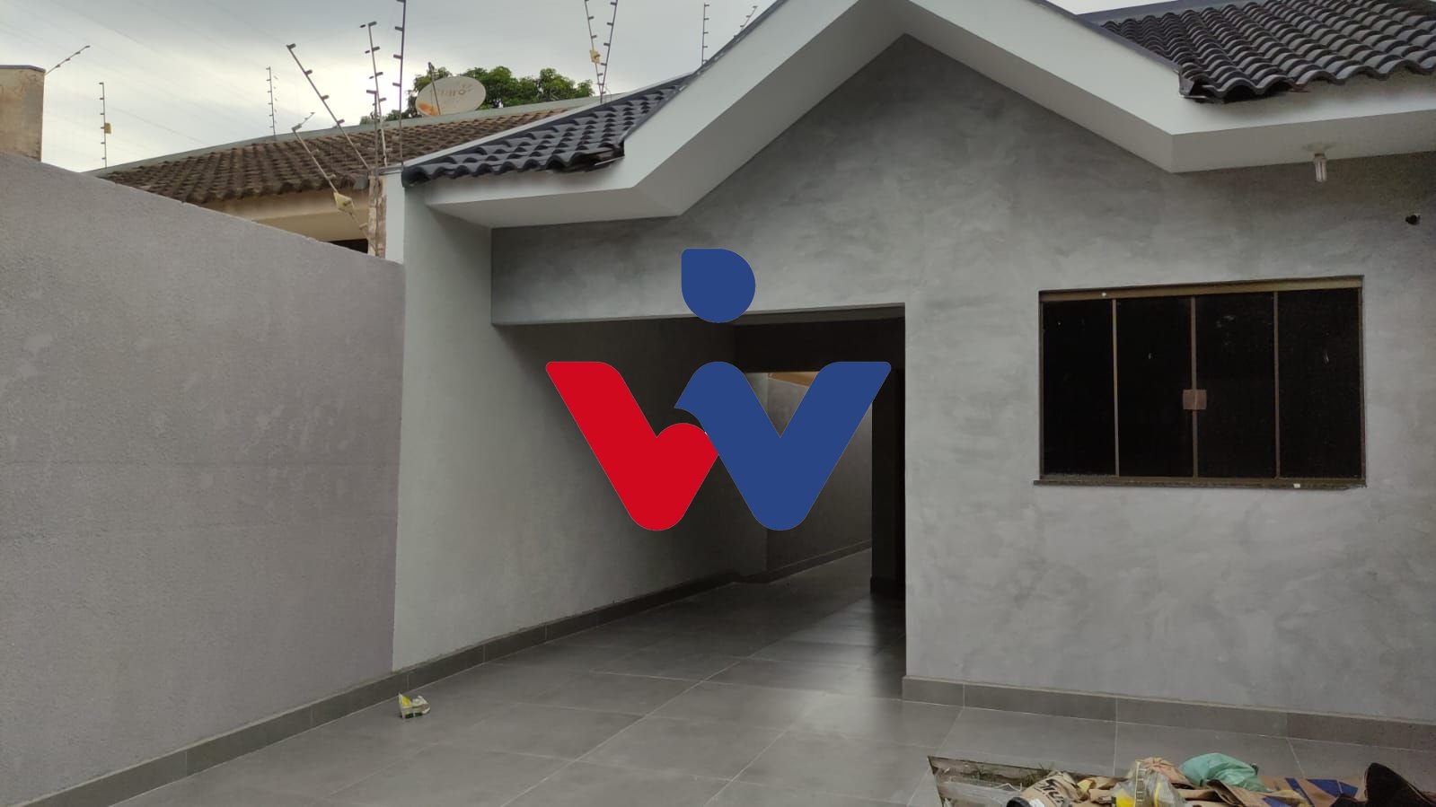 Casa com 3 dormitórios à venda, 82 m² por R$ 390.000,00 - Cent...