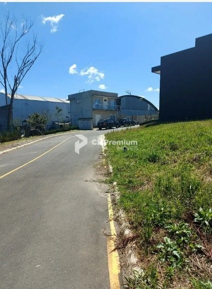 Terreno à venda, 300 m  por R  300.000,00 - Campo Pequeno - Co...