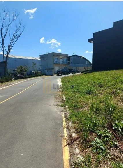 Terreno à venda, 300 m  por R  300.000,00 - Campo Pequeno - Co...