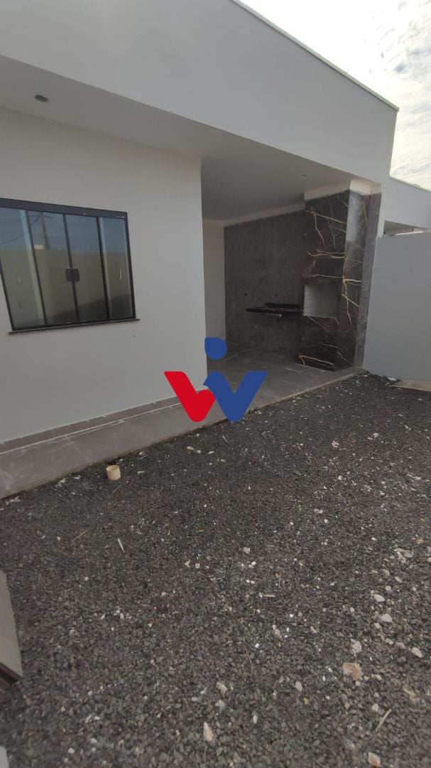 Casa com 3 dormitórios à venda, 82 m² por R$ 350.000,00 - Giar...