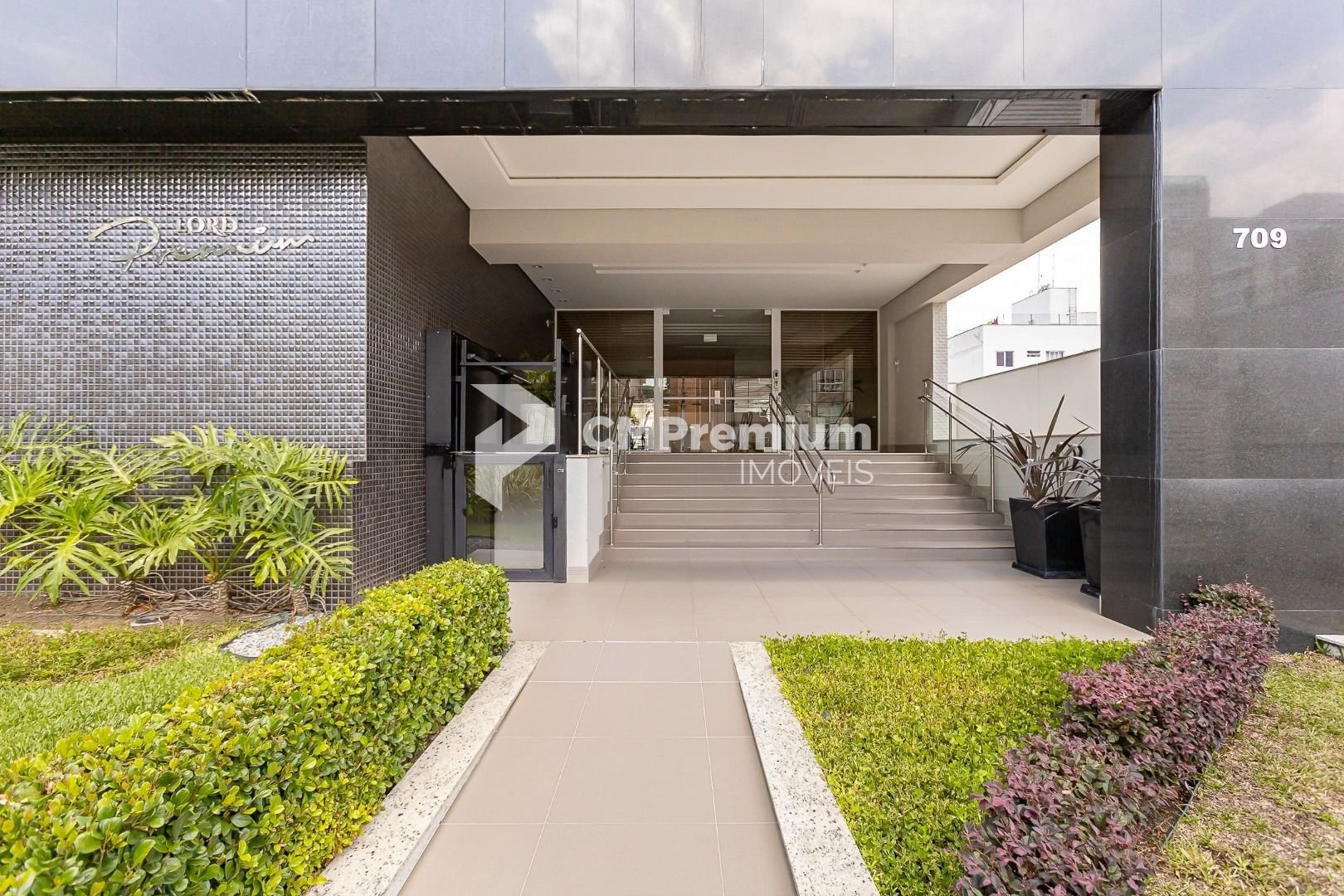 Apartamento com 3 dormitórios à venda, 130 m  por R  1.499.000...