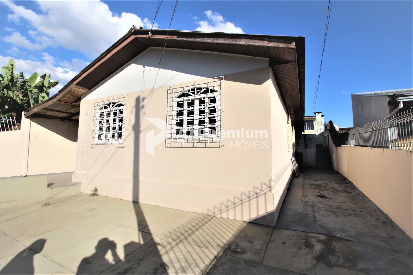 Casa com 5 dormitórios à venda, 140 m  por R  370.000,00 - Jar...