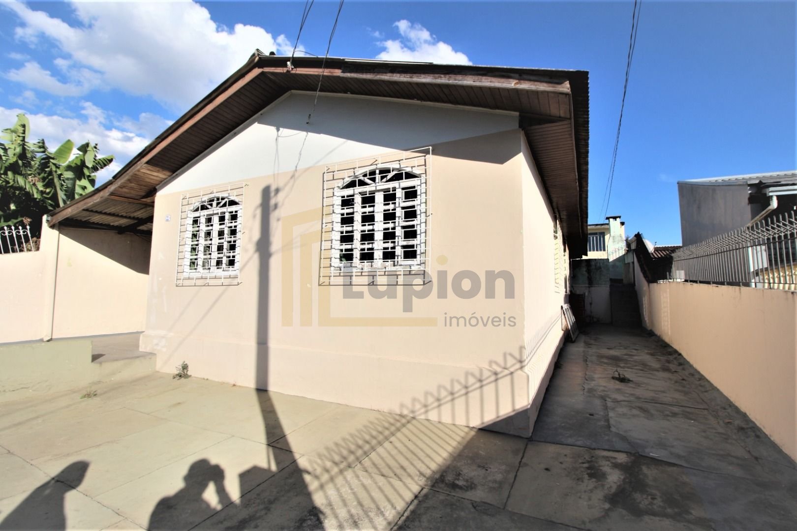 Casa com 5 dormitórios à venda, 140 m  por R  370.000,00 - Jar...