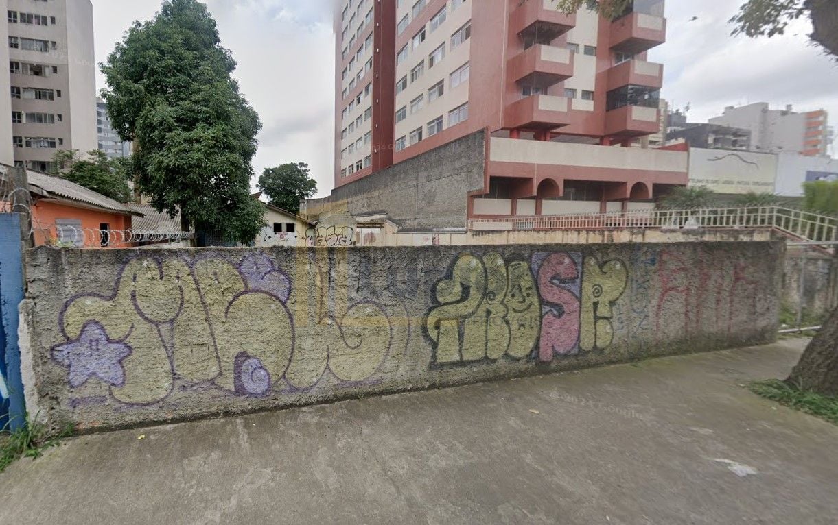 Terreno à venda, 772 m  por R  2.300.000,00 - Bacacheri - Curi...