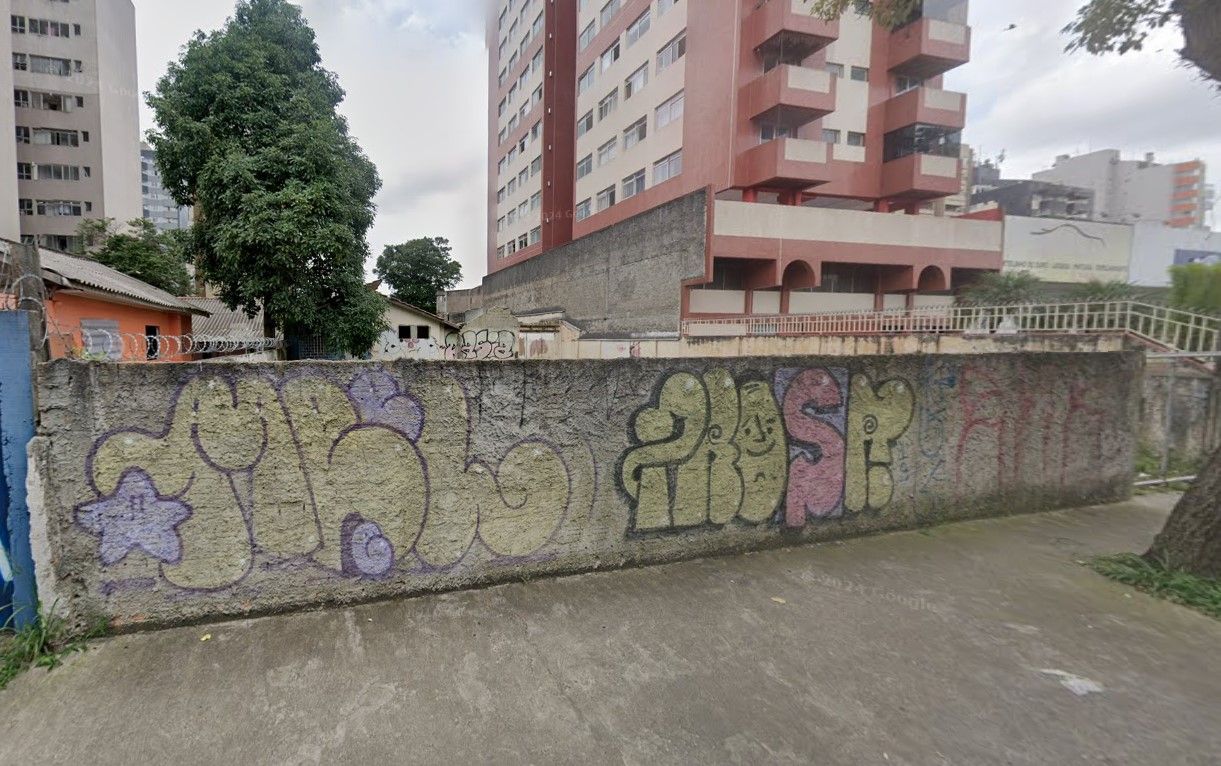 Terreno Privilegiado no Bacacheri  Zoneamento ZR4 e Vista Pano...