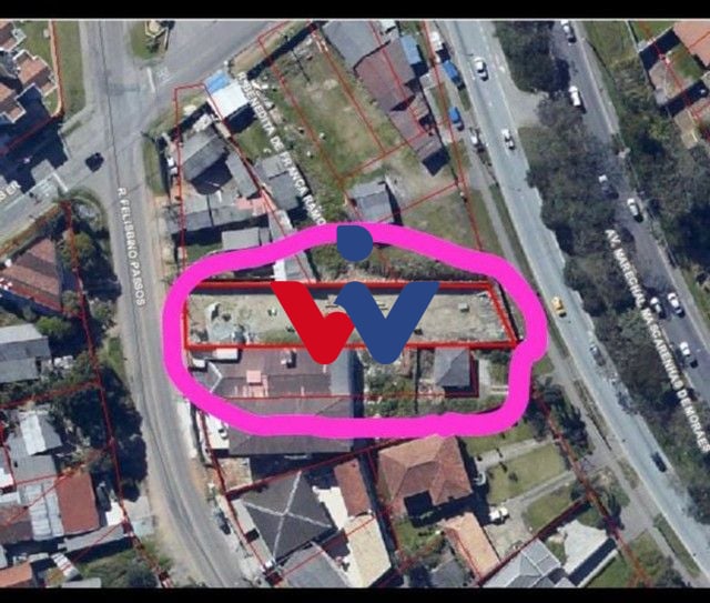 Terreno à venda, 1495 m  por R  3.000.000,00 - Tingui - Curiti...