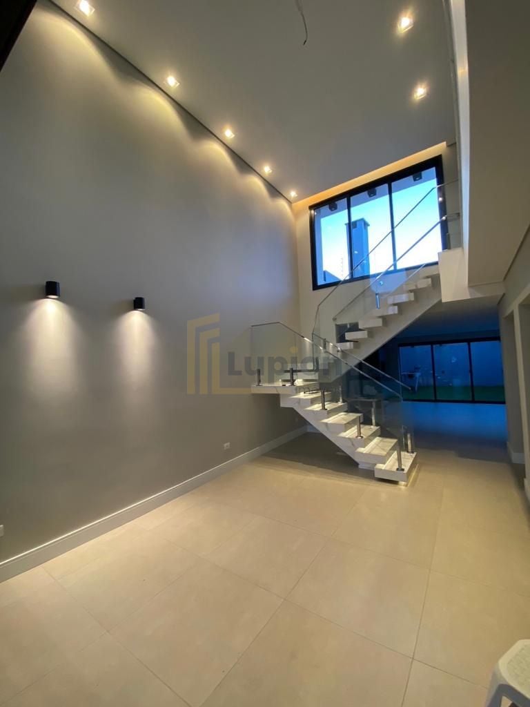 Casa com 3 dormitórios à venda, 238 m² por R$ 1.430.000,00 - J...