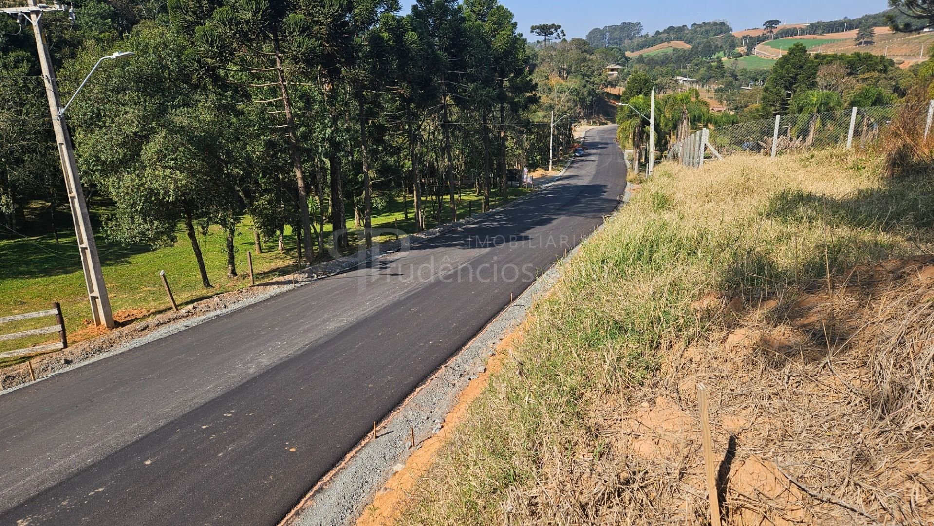 Chácara 10.500m  em Araucária com bosque, área de plantio e vi...