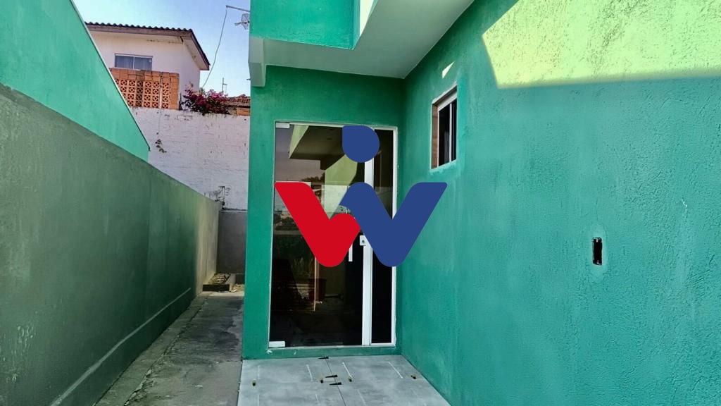 Casa com 2 dormitórios à venda, 43 m  por R  340.000,00 - Igua...